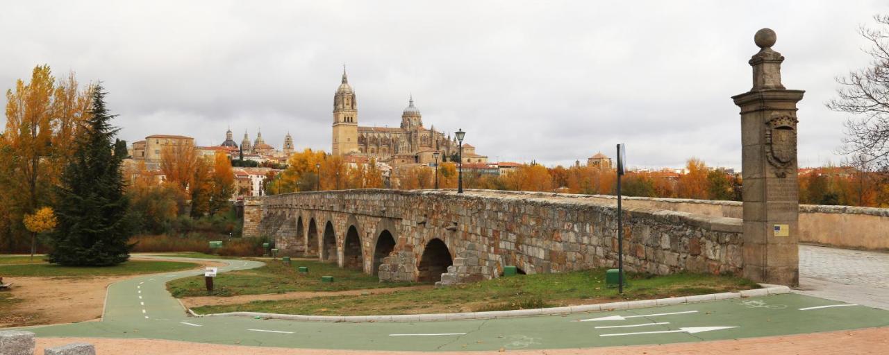 Apartamentos Turisticos Puente Romano P2 2-A Salamanca Bagian luar foto